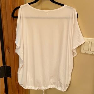 Lululemon white tshirt